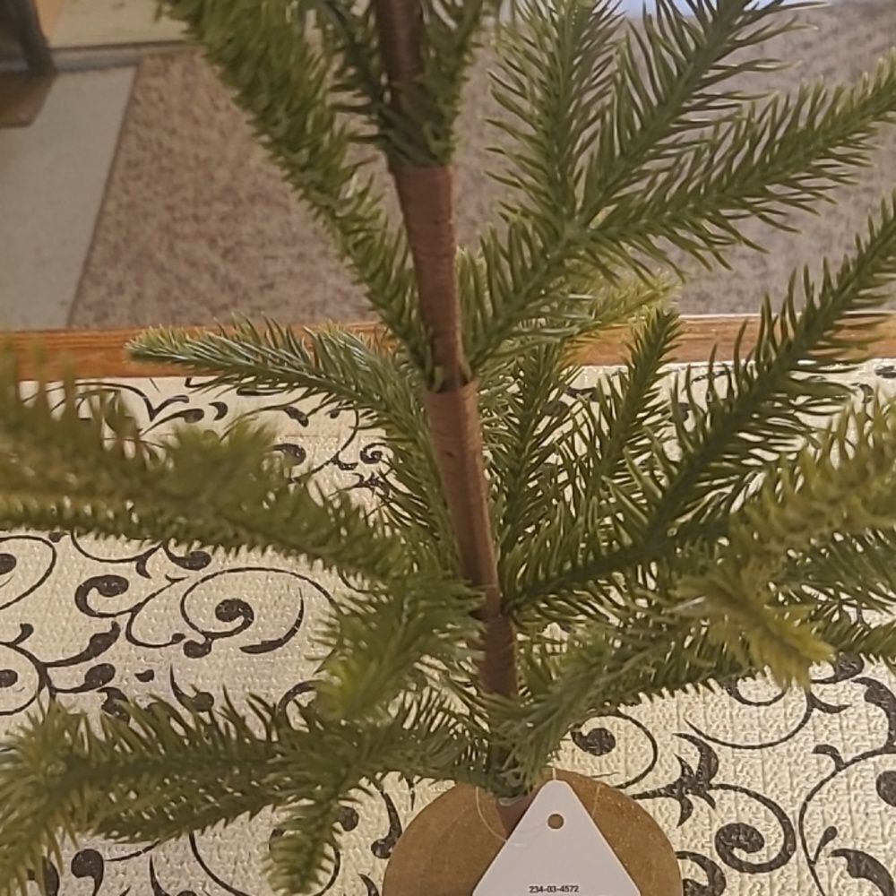 Large Wood Base Tree - Picture 5 of 7
